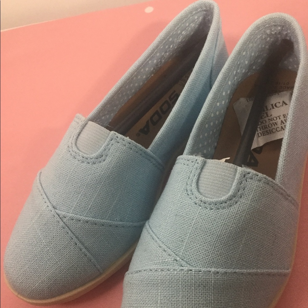 Children’s shoes